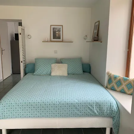 Les Hortensias, Charmante Petite Maison En Pierre